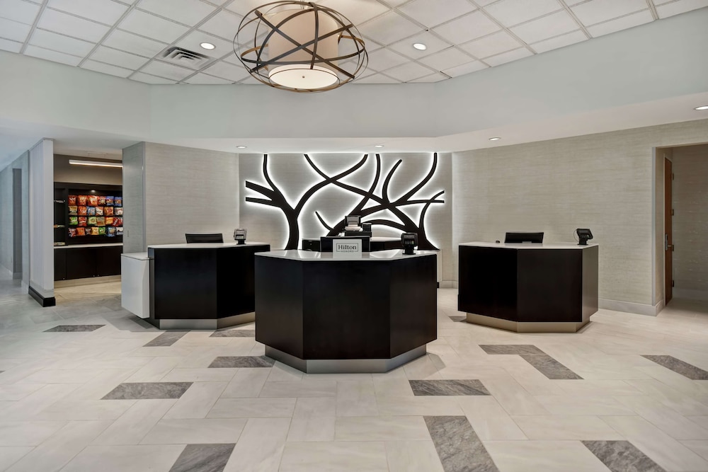 Embassy Suites Little Rock - photo 20