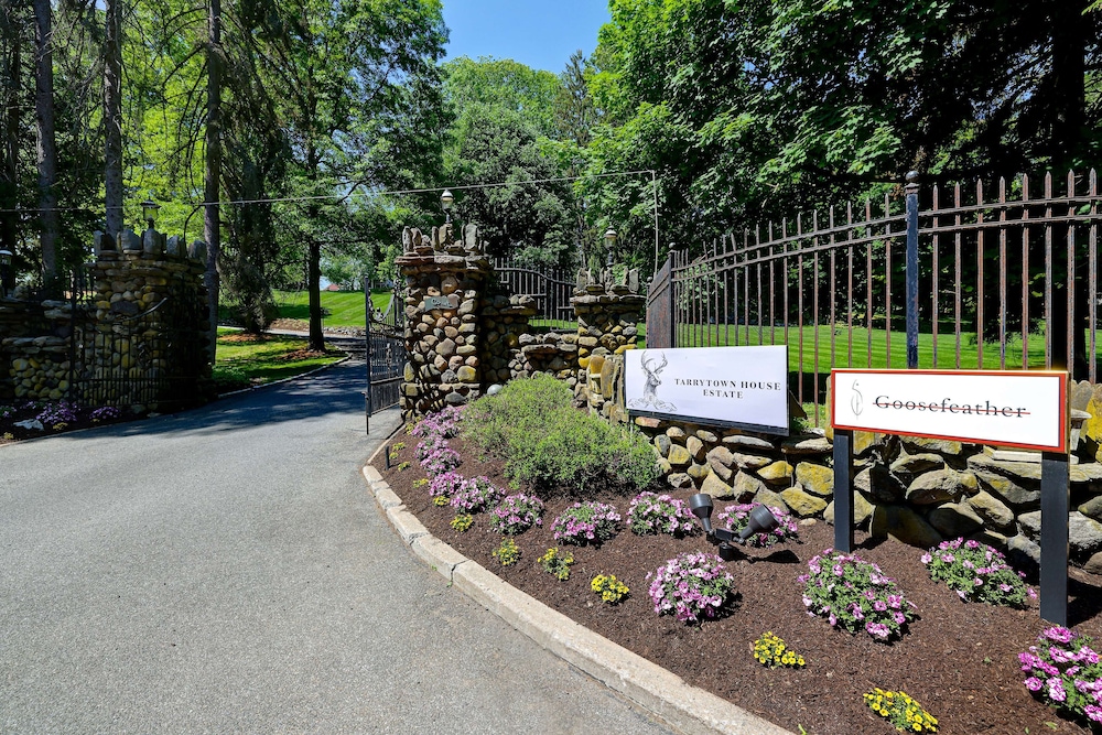 Tarrytown House Estate on the Hudson - photo 96