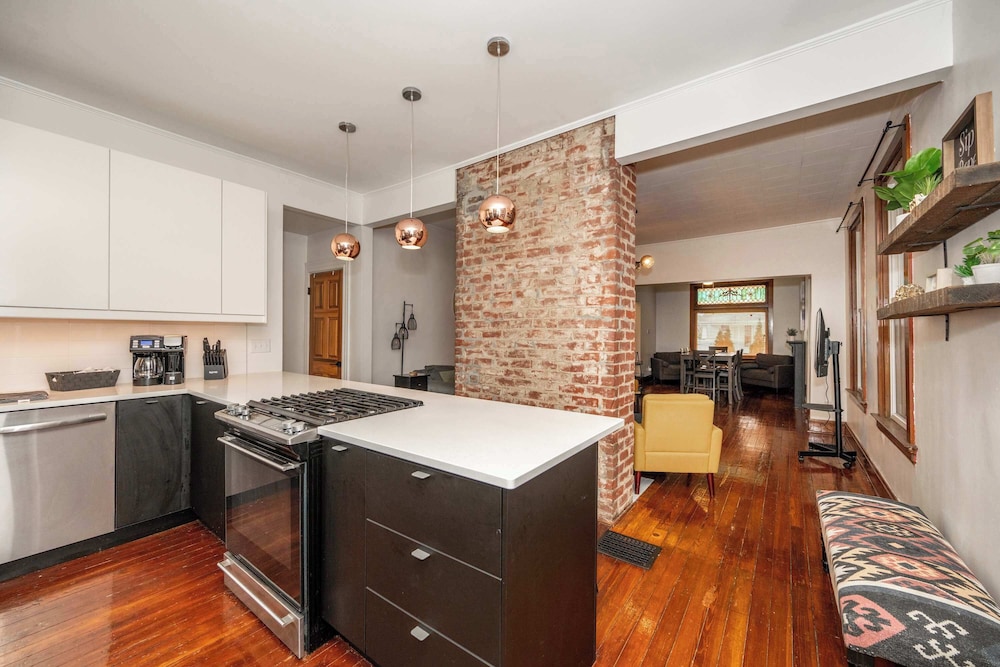 Historic Retreat Gateway in Dayton, United States