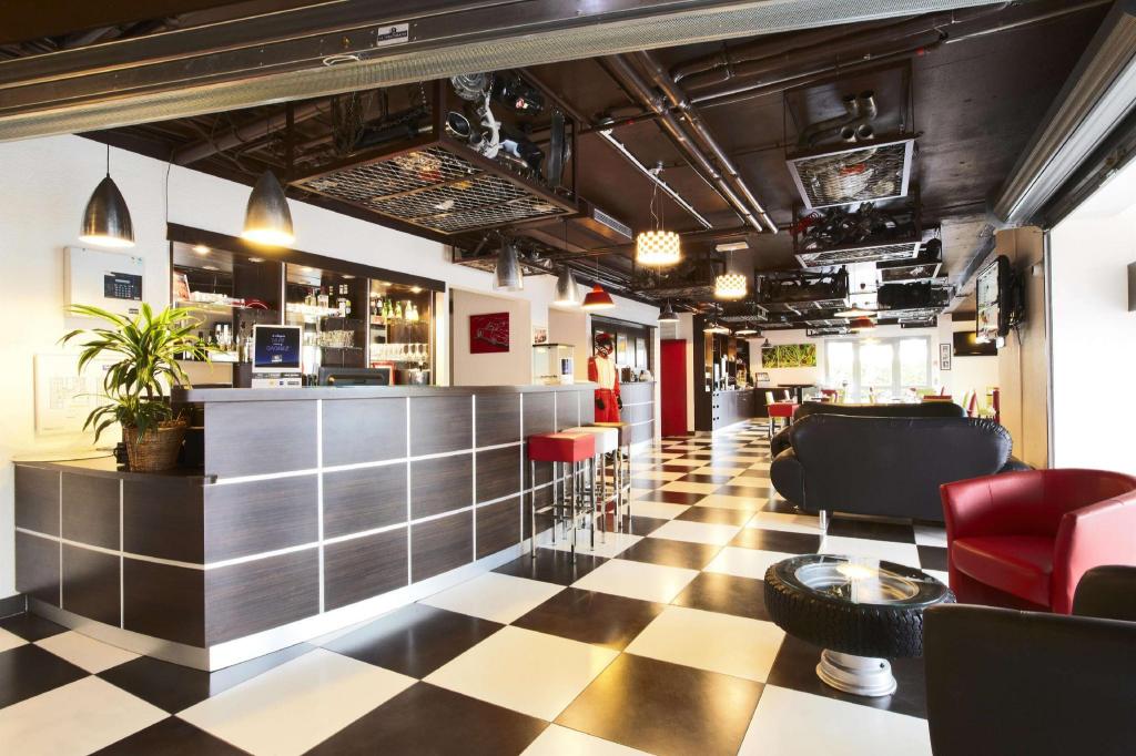 Enzo Hotels Reims Tinqueux by Kyriad Direct — Tinqueux — photo 4