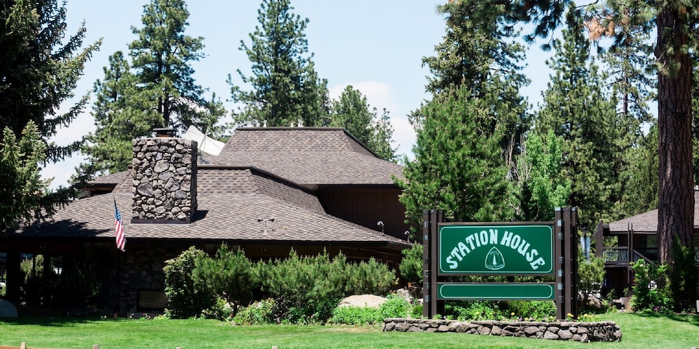 Station House Inn Near Heavenly Gondola - photo 32