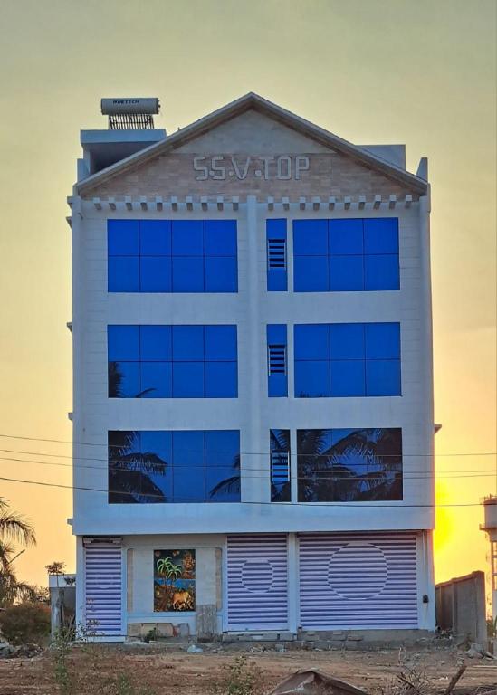 I Roomz S S V Hotel — hotel in Hoskote