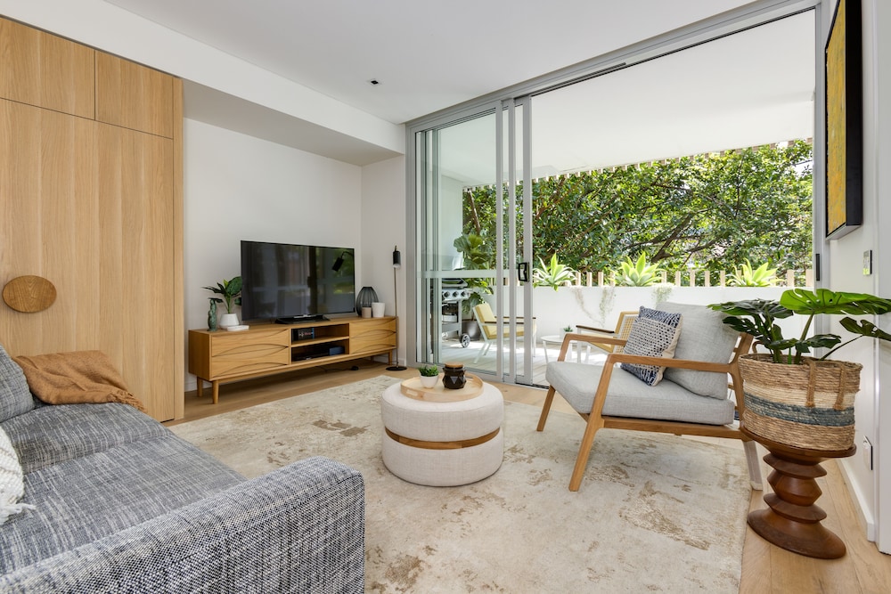 The Calibre Apartments by Urban Rest Surry Hills — 4-Star Luxury Hotel in Surry Hills, Australia