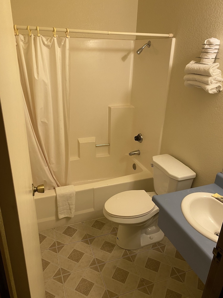 Circle Inn Motel - photo 18