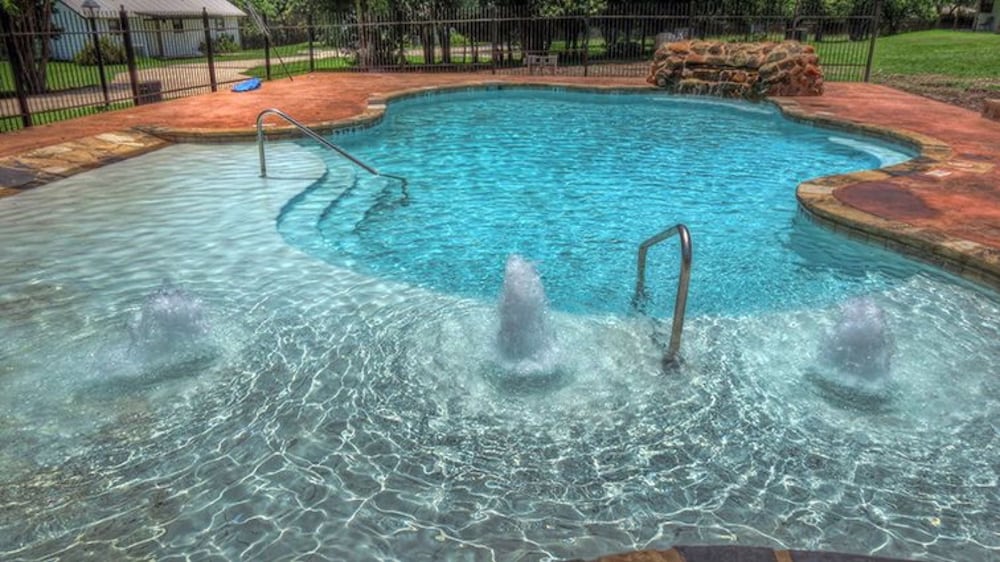 Frio Springs Lodges - photo 38