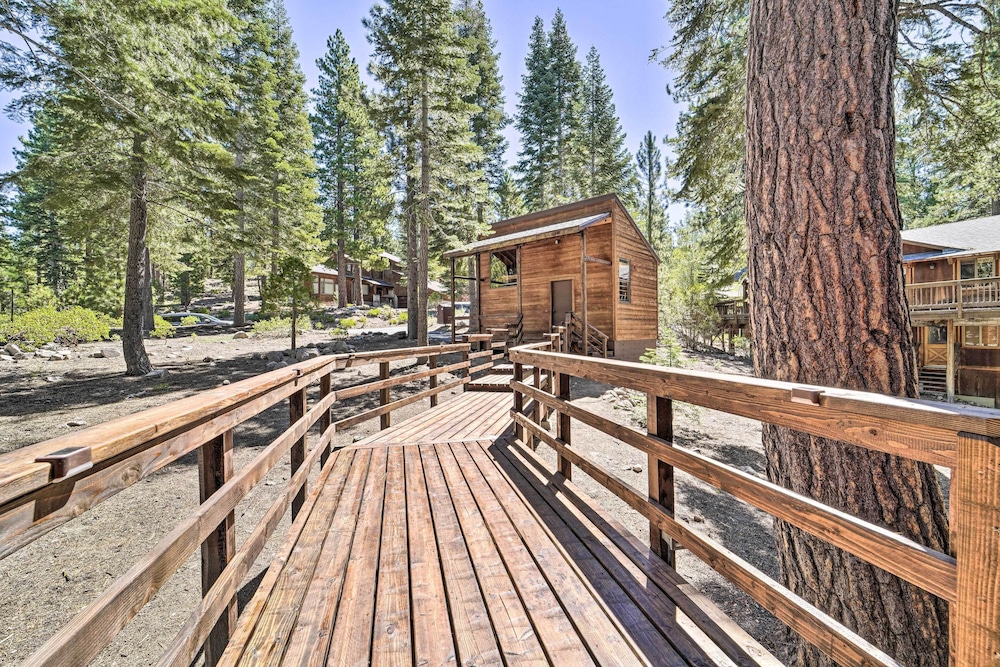 Hot Tub & Ski Shuttle: Northstar Resort House - photo 10