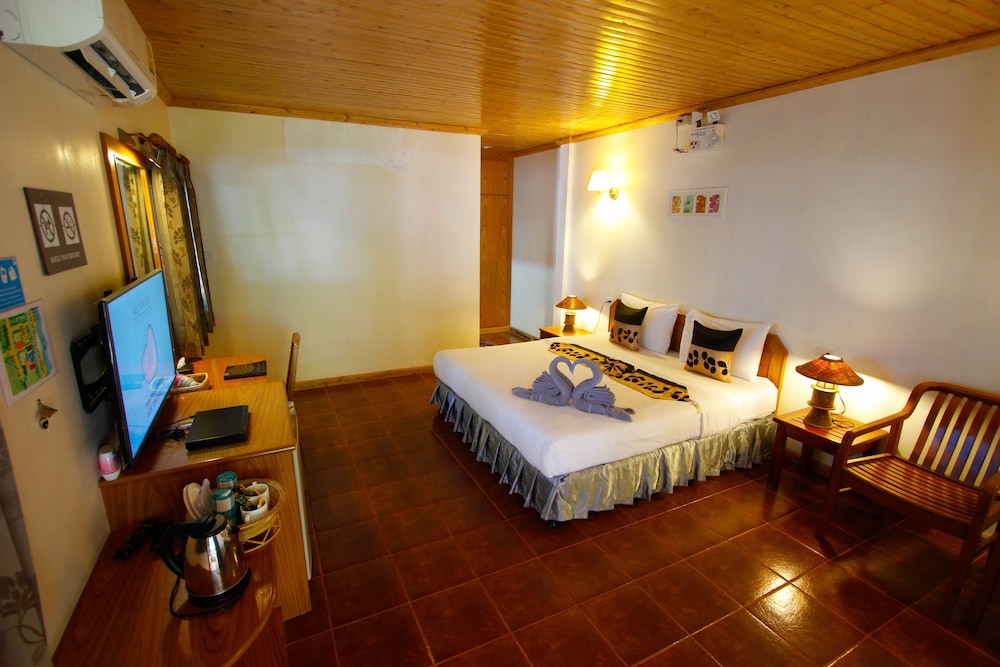 Rocky Point Resort — Thap Sakae — photo 5