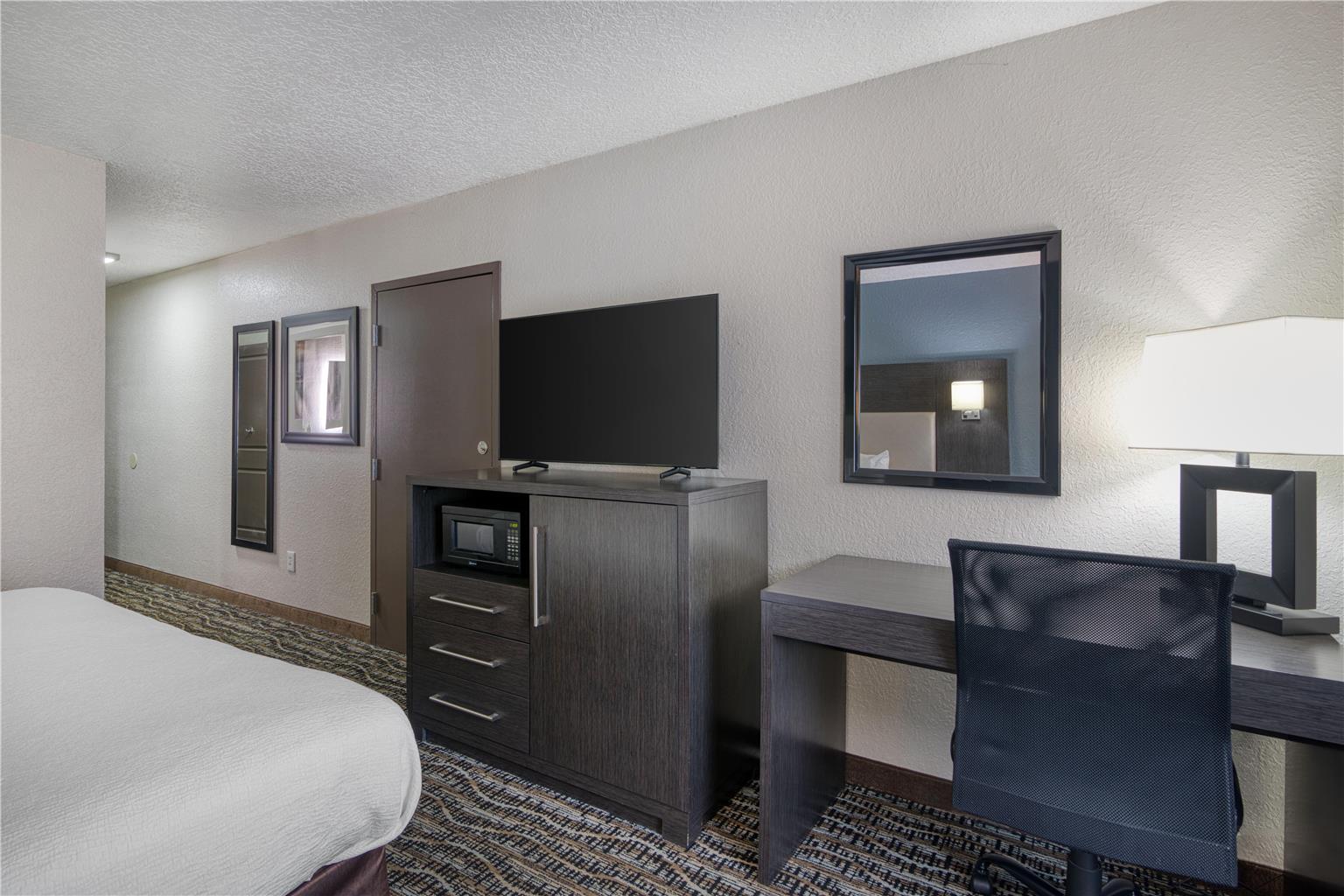 Best Western Waldo Inn and Suites - photo 32