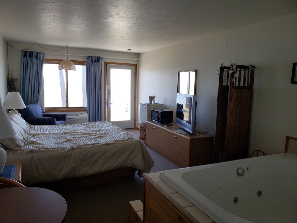 Algoma Beach Motel - photo 53
