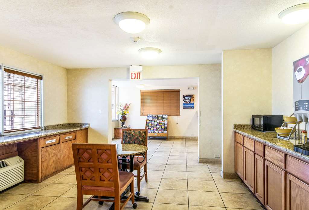 Motel 6 Alsip IL - photo 23