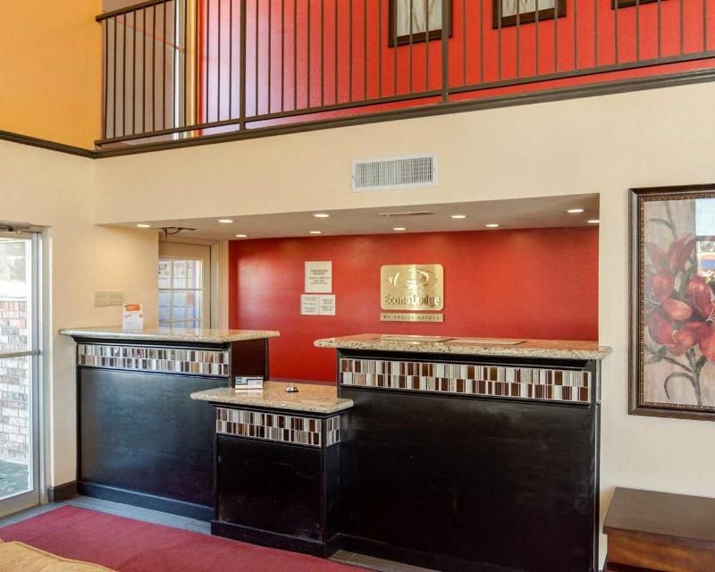Econo Lodge Russellville I 40 - photo 3