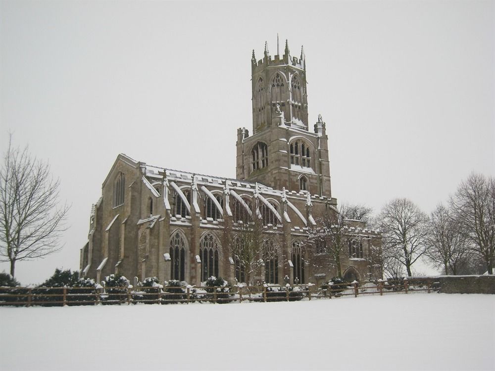 Castle Farm Guest House — 4-Star Luxury Hotel in Peterborough, United Kingdom