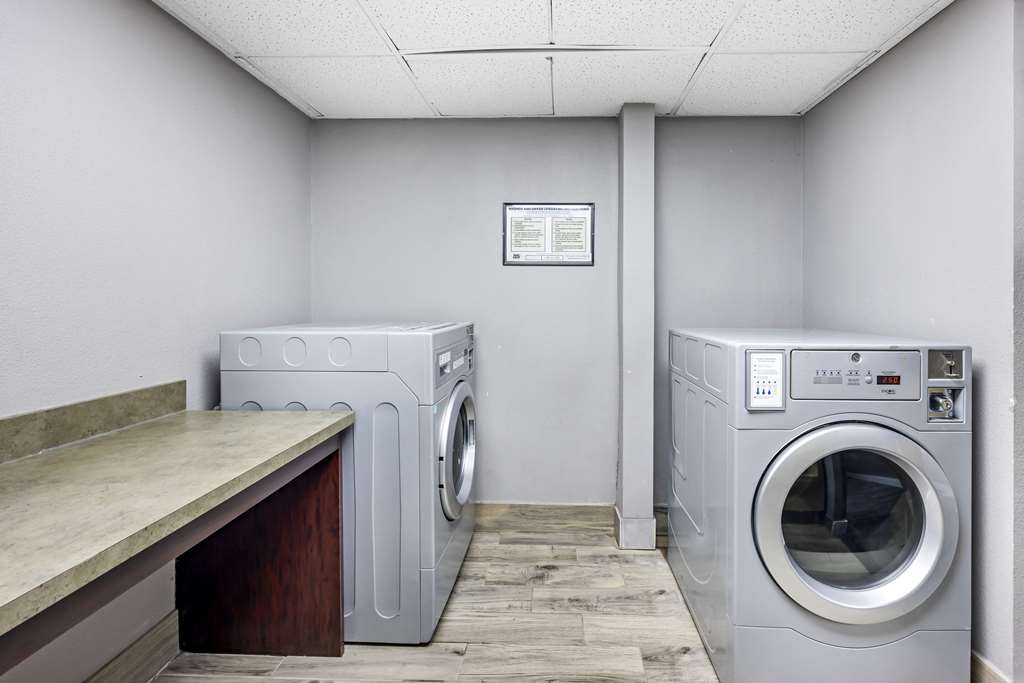 Quality Inn Clarksville Exit 11 - photo 29