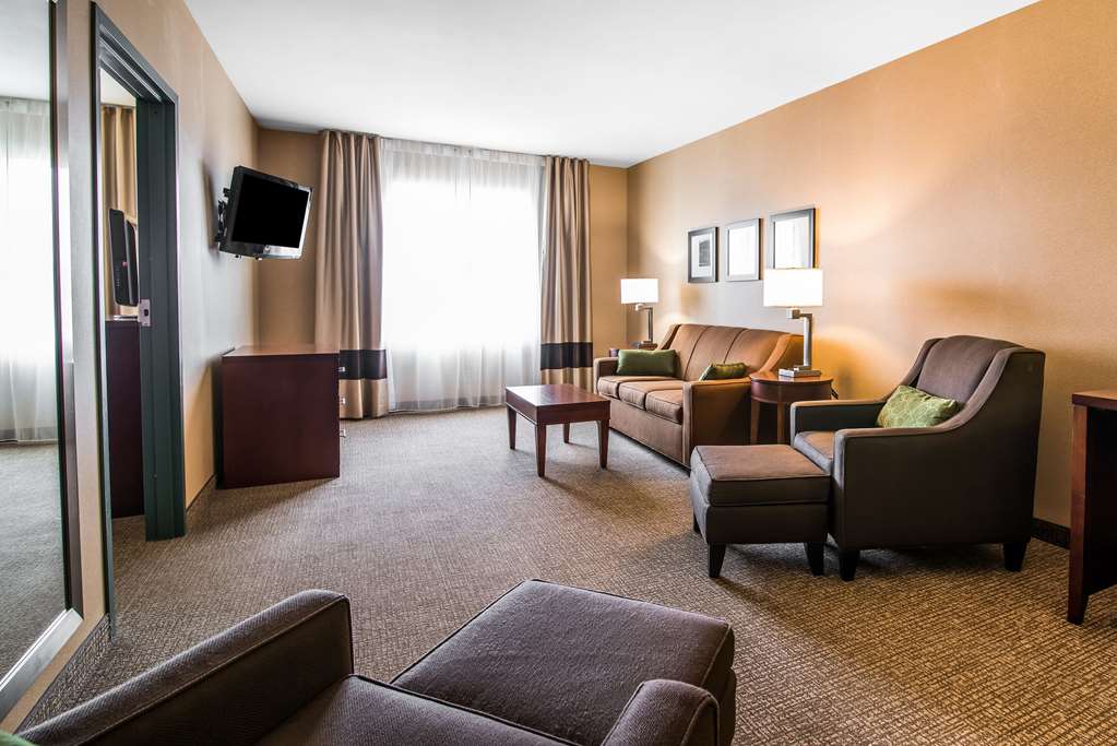 Quality Inn & Suites Towanda - photo 10