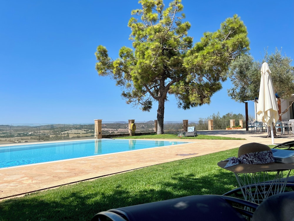 Mater Ariany Hotel in Ariany, Spain