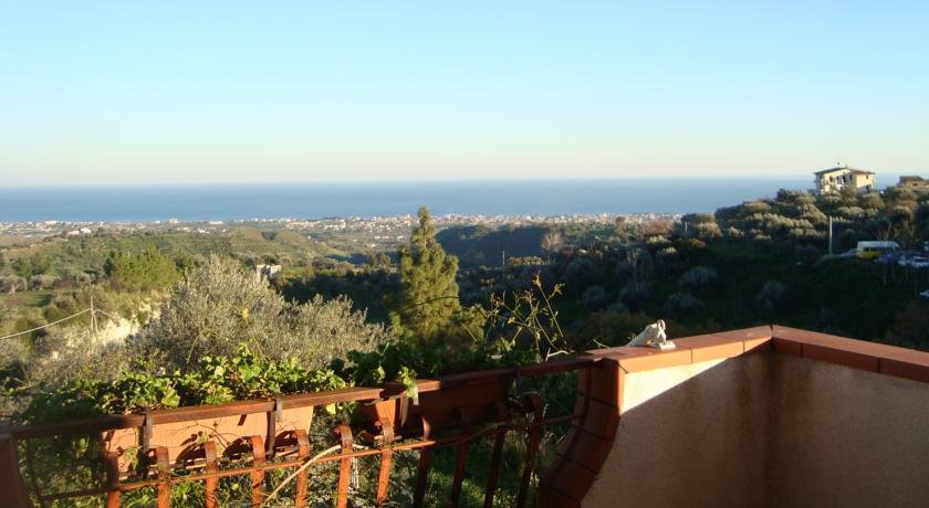 Bed And Breakfast Bellavista — 4-Star Luxury Hotel in Gerace, Italy