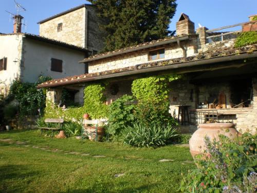 Agriturismo Podere Torre — 4-Star Luxury Hotel in Greve In Chianti, Italy