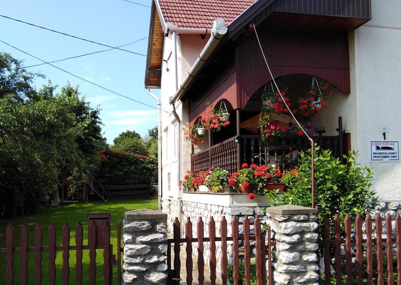Czakó Vendégház és Nyaralóudvar — hotel in Szilvasvarad