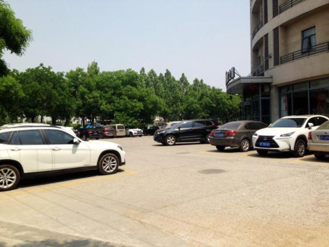 Jinjiang Inn Baoding Military School Square - carbon neutral hotel in Baoding