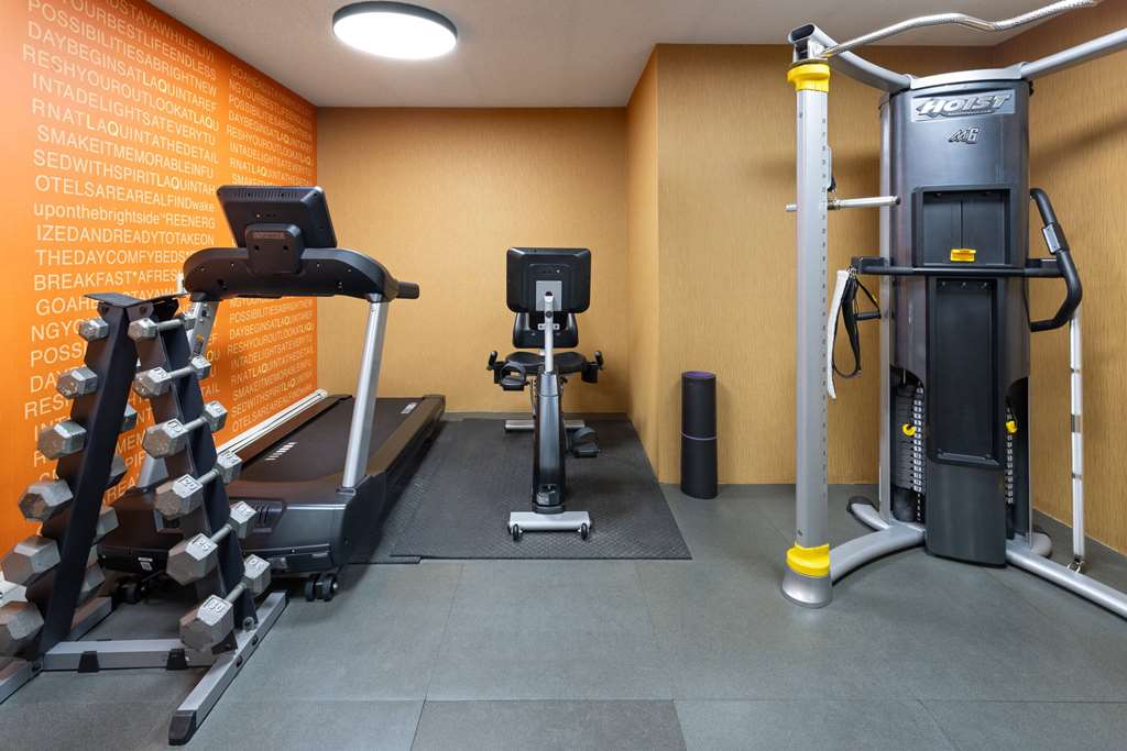 La Quinta Inn by Wyndham Buffalo Airport - photo 14