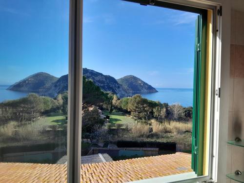 La Sorgente — 4-Star Luxury Hotel in Portoferraio, Italy