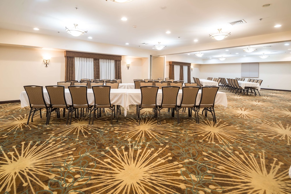 Hampton Inn by Hilton Tiffin - photo 32