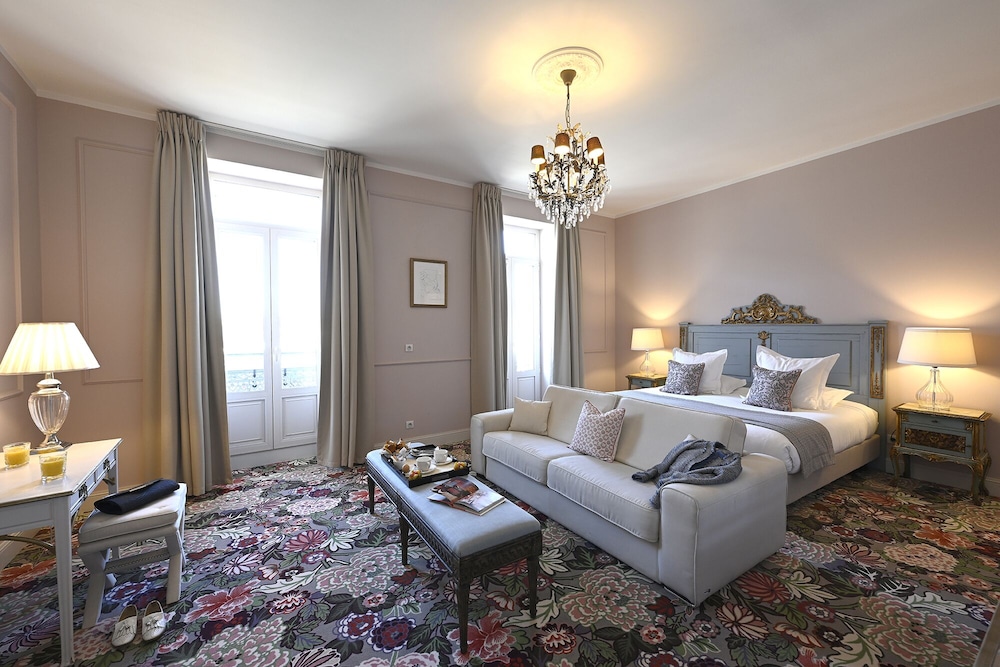 Grand Hôtel Henri — hotel in L'isle-Sur-La-Sorgue