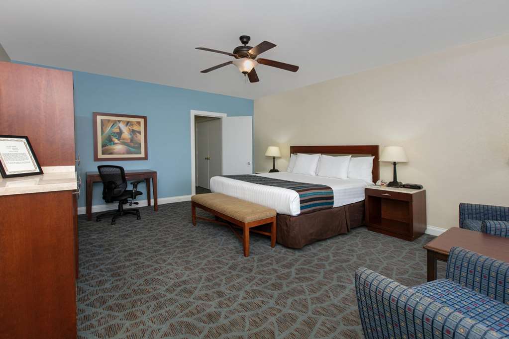 Days Inn by Wyndham Natchez - photo 10