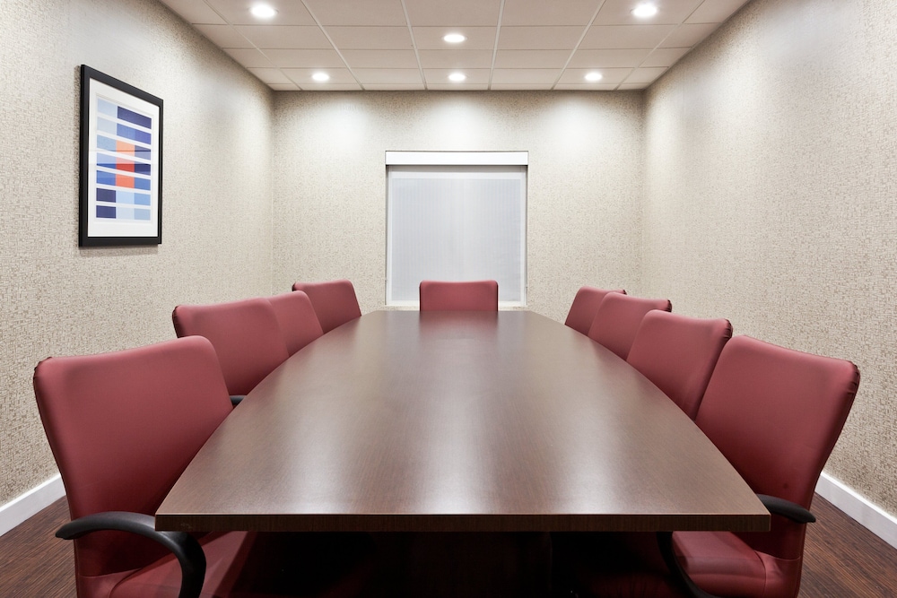 Holiday Inn Express & Suites Rome East by IHG - photo 44