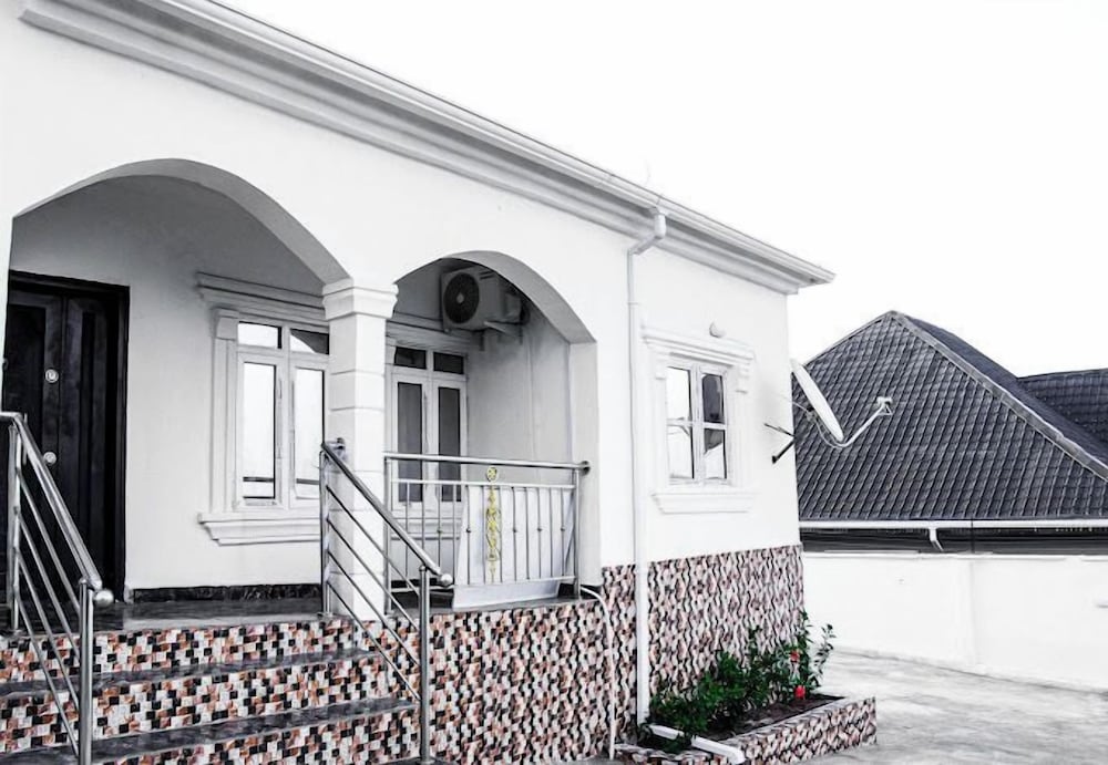 Luxe Apartments — 4-Star Luxury Hotel in Ado-Ekiti, Nigeria