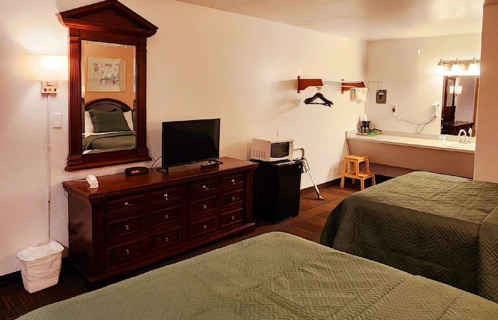 Silver Saddle Motel - photo 10