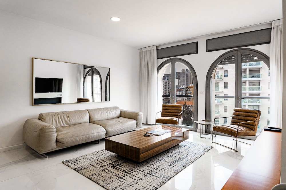 Harav Kuk Residence — 4-Star Luxury Hotel in Jerusalem, Israel