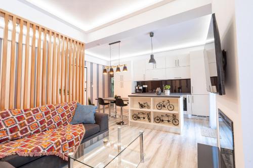 Downtown Penthouse With Gym And Acropolis View — 4-Star Luxury Hotel in Athens, Greece