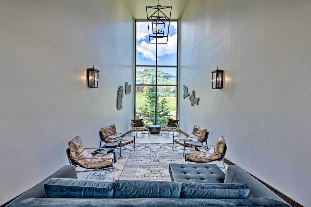 Luxe Canyons Ski Resort Condo Walk to Ski Lift - photo 18