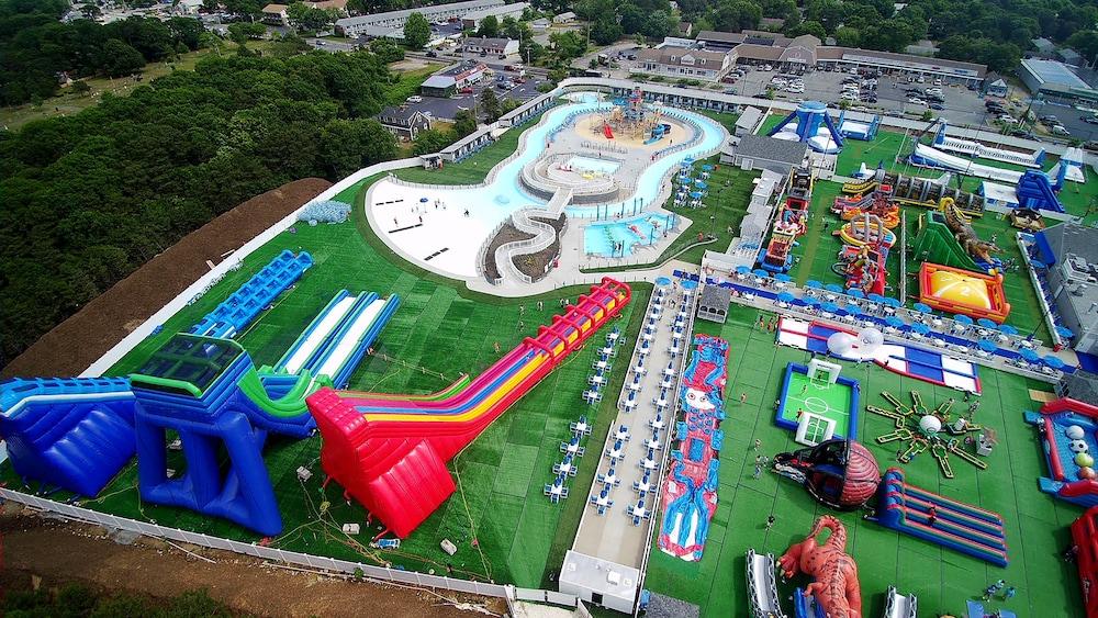 Town N Country Family Resort - photo 5