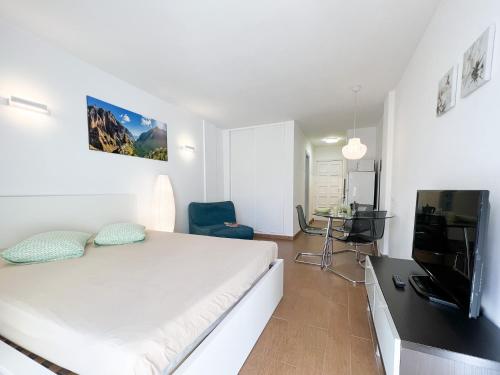 Stuudiokorter Las Americases — 4-Star Luxury Hotel in Playa De Las Americas, Spain