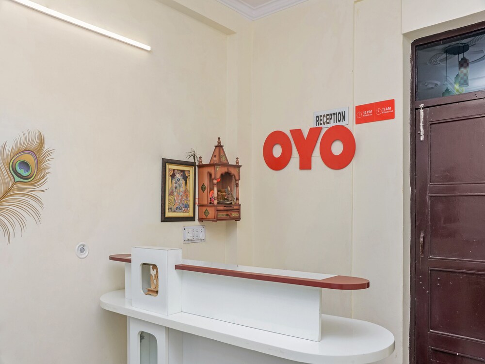 Oyo 24905 Attrap@209 — Noida — photo 4