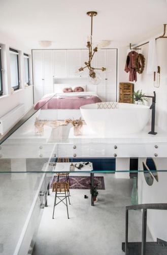 Hedo & Art Loft Old Town — 4-Star Luxury Hotel in Poznan, Poland