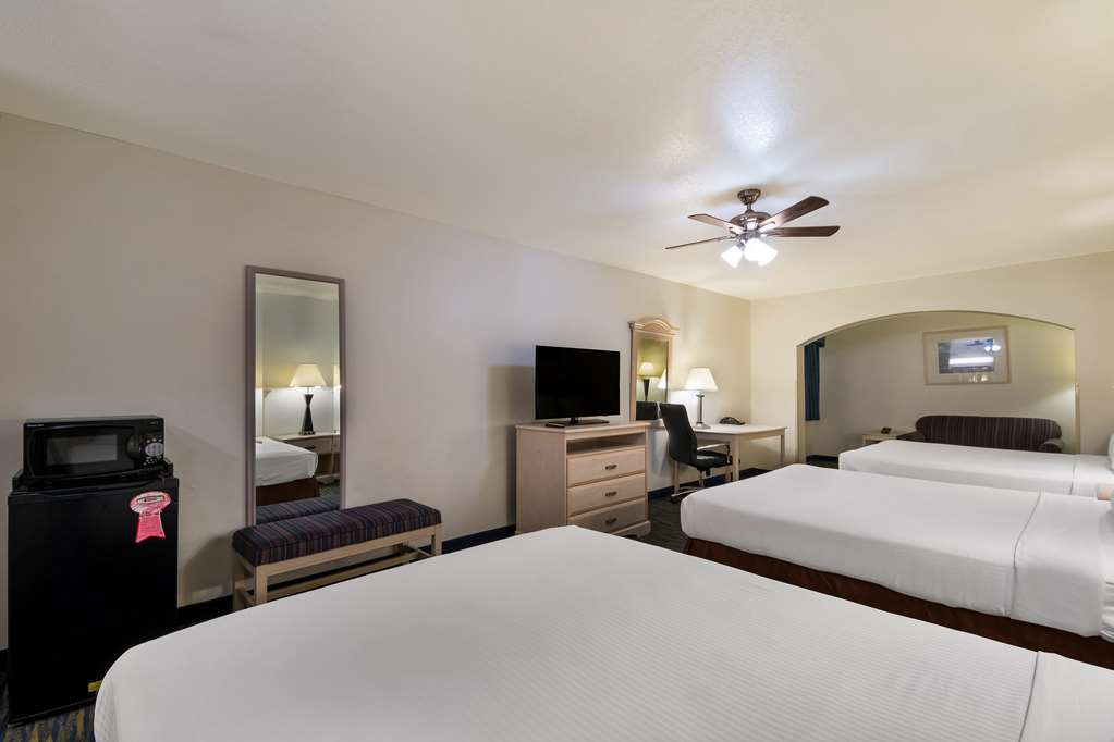 SureStay Hotel by Best Western Falfurrias - photo 32