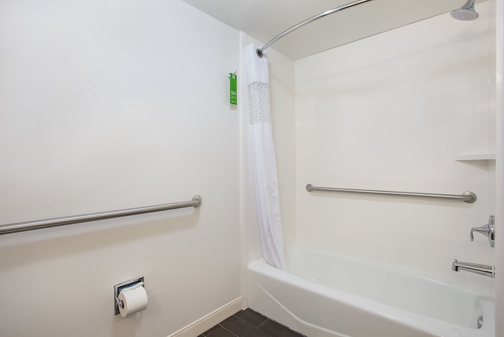 Hampton Inn Conyers - photo 24