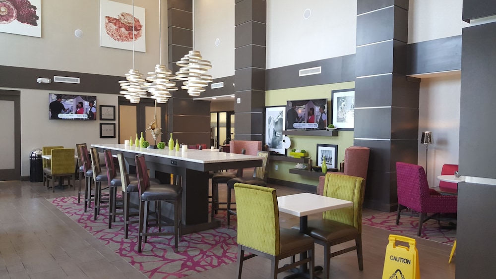 Hampton Inn & Suites La Porte - photo 6