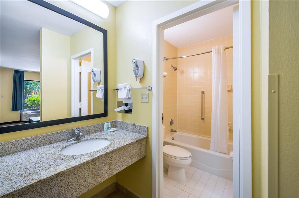 Quality Inn Fredericksburg Central Park Area - photo 29