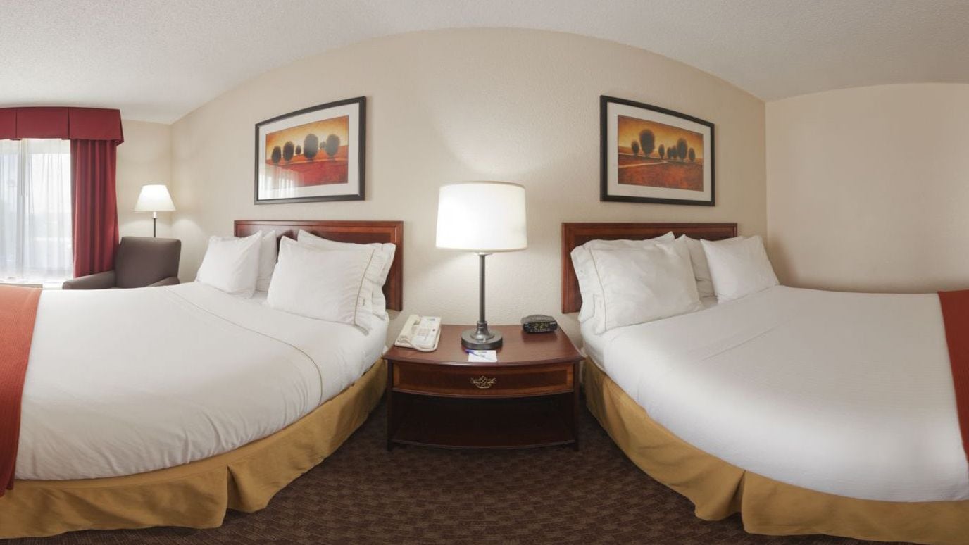 Baymont by Wyndham Merrillville - photo 9