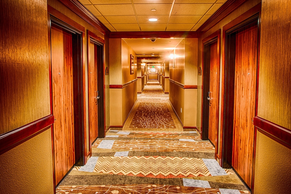 Lucky 7 Casino & Hotel Howonquet Lodge - photo 48