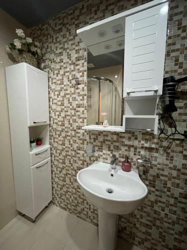 Cozy and Comfortable Sea View Apartment in Batumi