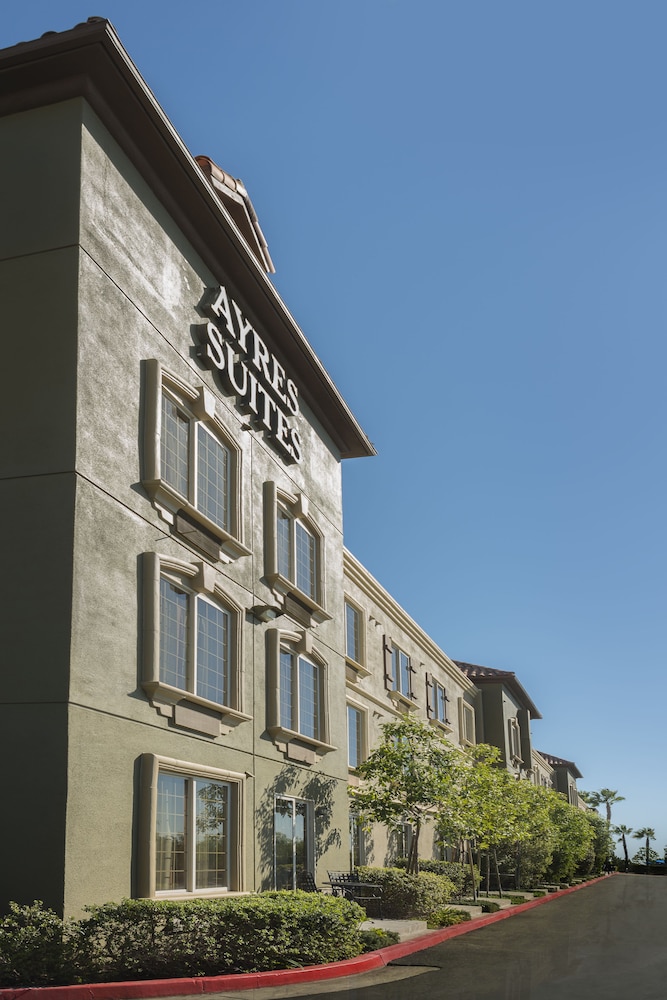 Ayres Suites Mission Viejo Lake Forest - photo 35