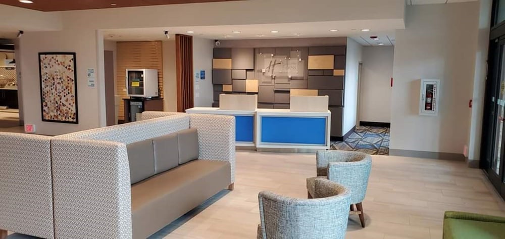 Holiday Inn Express & Suites Romeoville Joliet North by IHG - photo 48