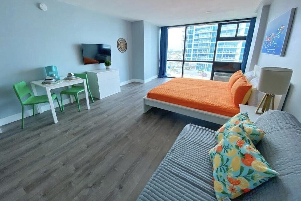 Ocean Side Inn Studios - photo 12