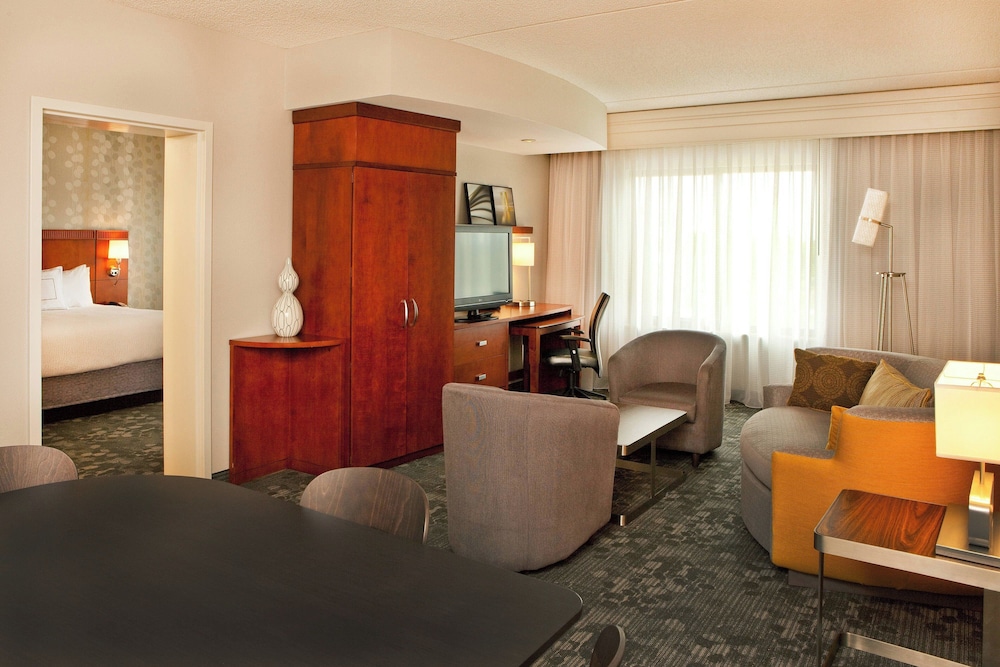 Courtyard Marriott Gettysburg - photo 8