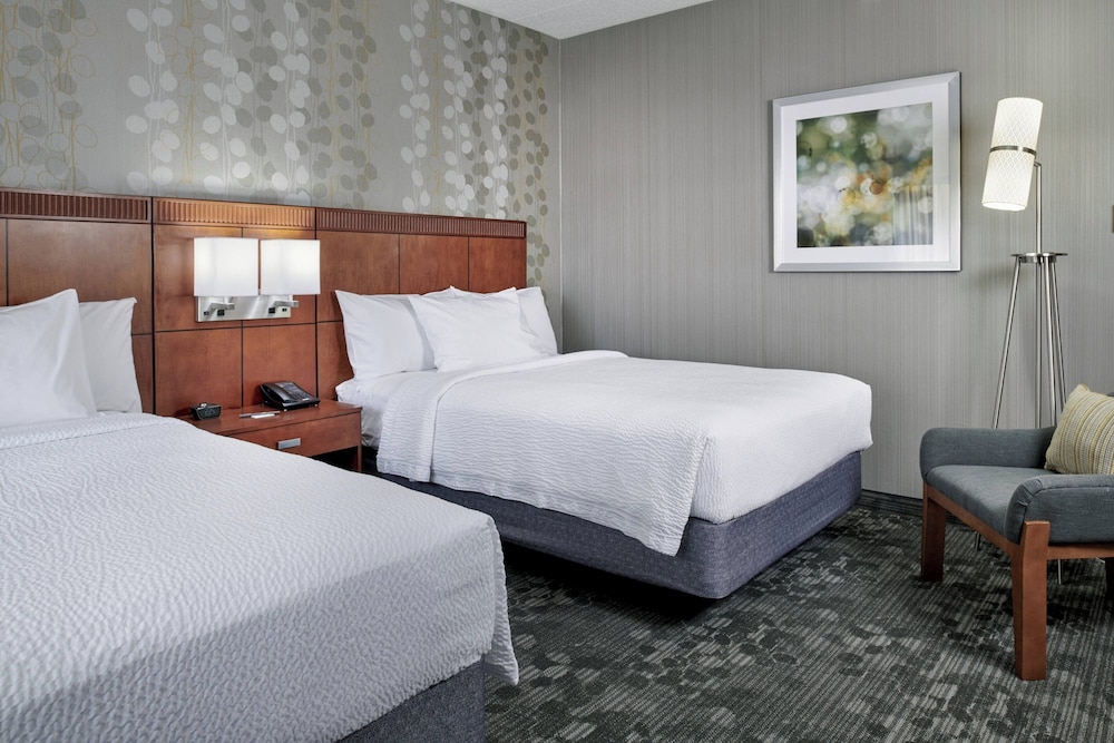 Courtyard by Marriott Chicago Oakbrook Terrace - photo 12